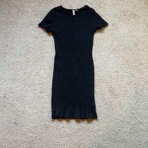 Elegant Black Ribbed Dress